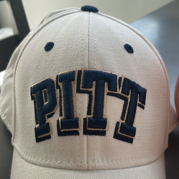 University of Pittsburgh (Pitt) Hat - Picture 4 of 4